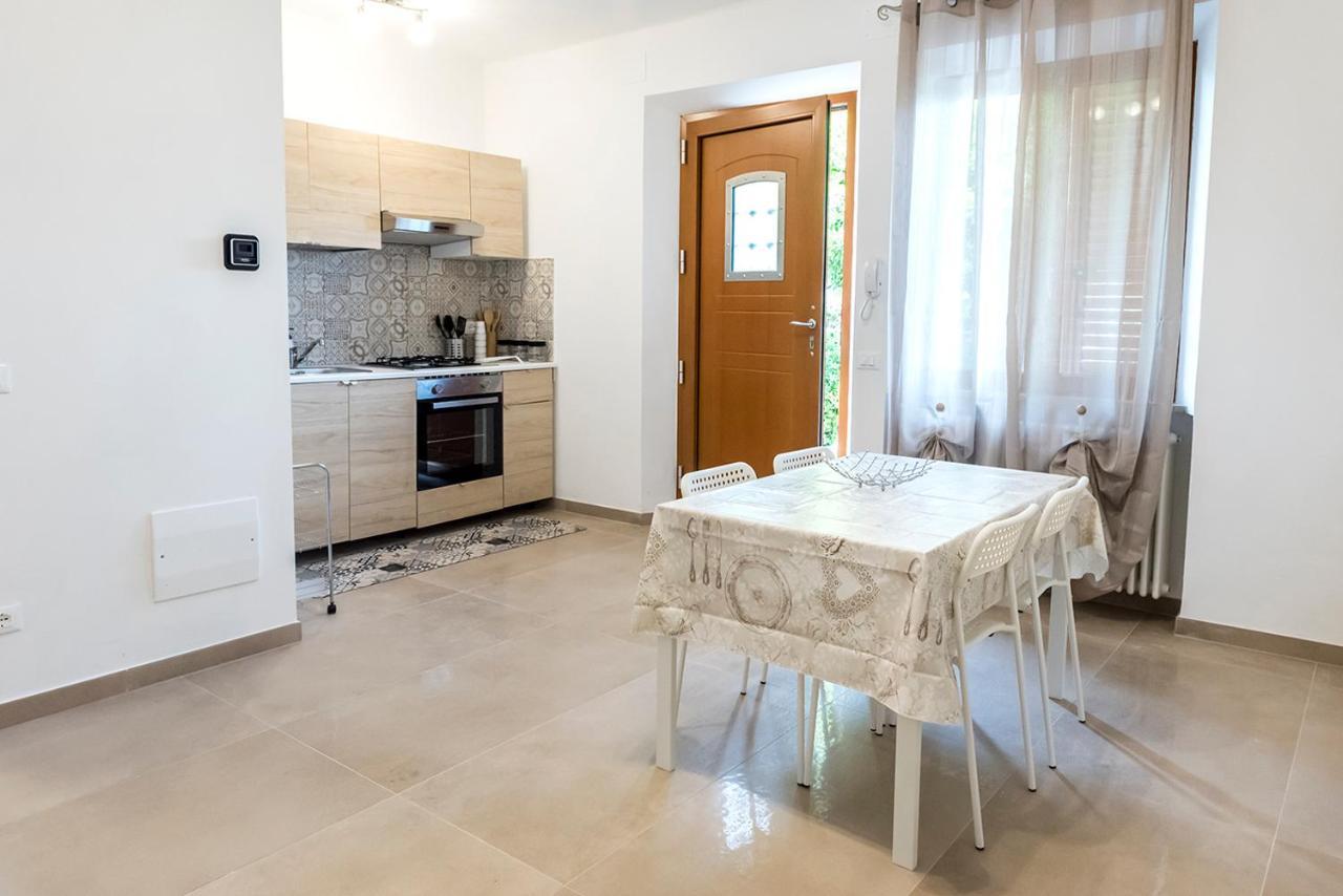 Poggio A30 - Poggio, Nuovo Bilocale Con Giardinoアパートメント エクステリア 写真